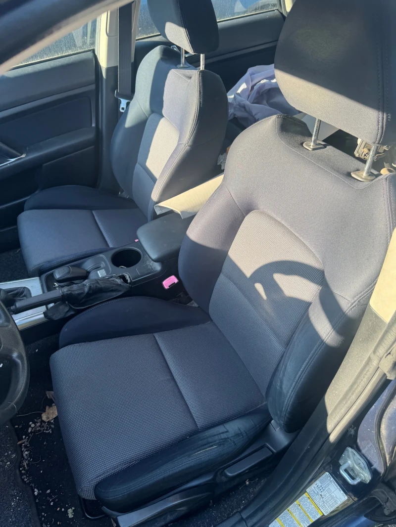 Subaru Legacy 2.0 benzin, снимка 7 - Автомобили и джипове - 52852042