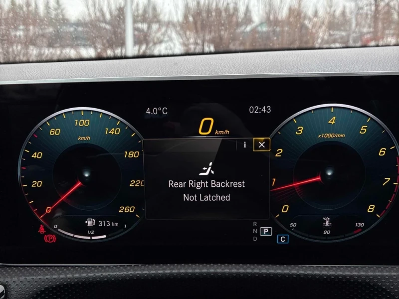 Mercedes-Benz A 220 * CARFAX * БЕЗ ПЪРВОНАЧАЛНА ВНОСКА, снимка 8 - Автомобили и джипове - 52967155