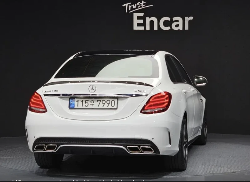 Mercedes-Benz C 200 AMG* PACK* 3D* BURMESTER* CARBON* CARPLAY, снимка 4 - Автомобили и джипове - 53477696