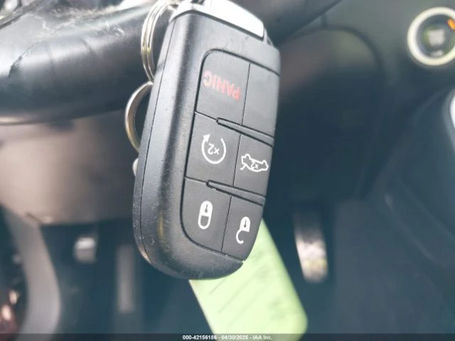 Dodge Challenger SXT 3.6L - изображение 10