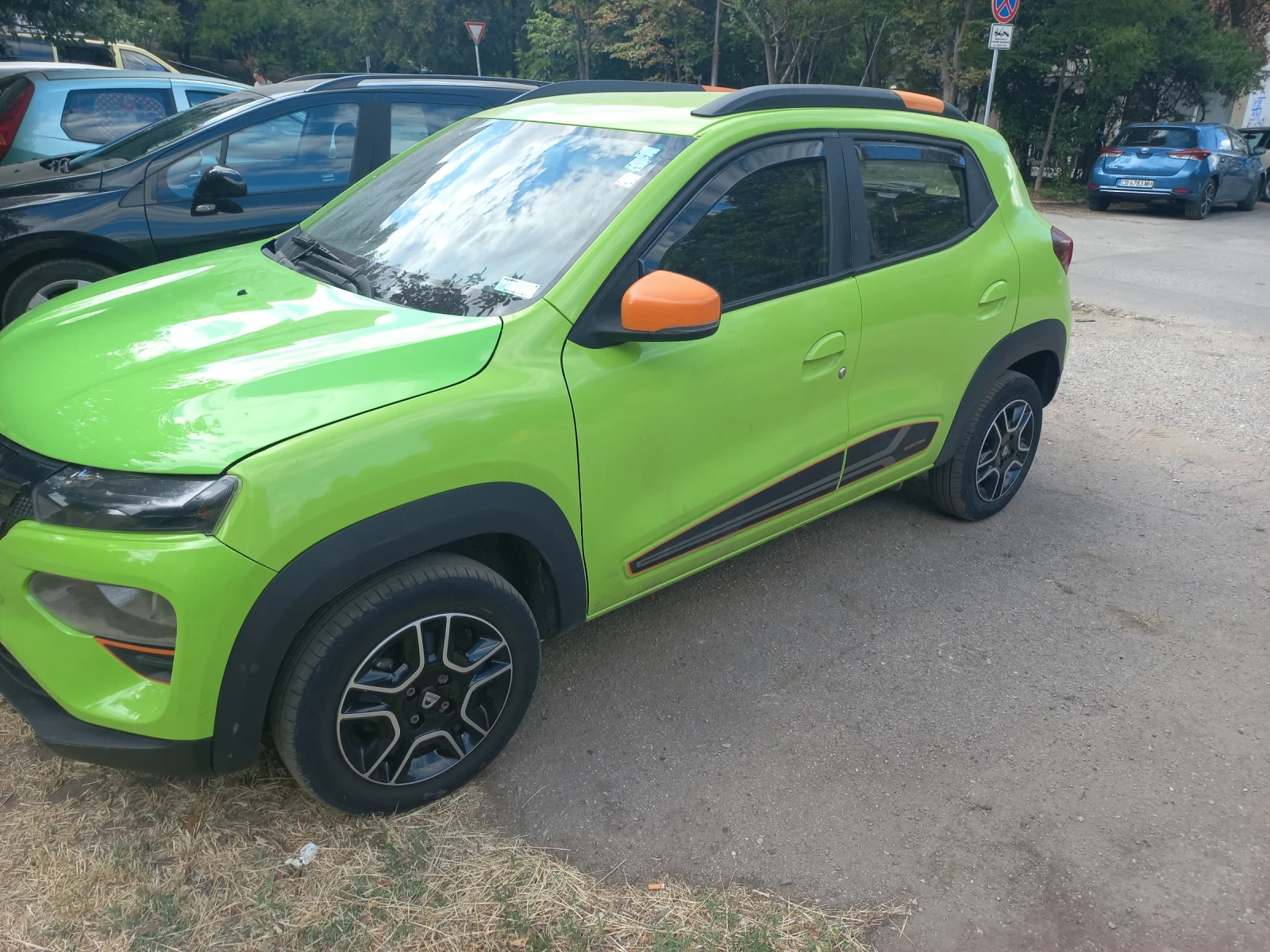 Dacia Spring, снимка 1