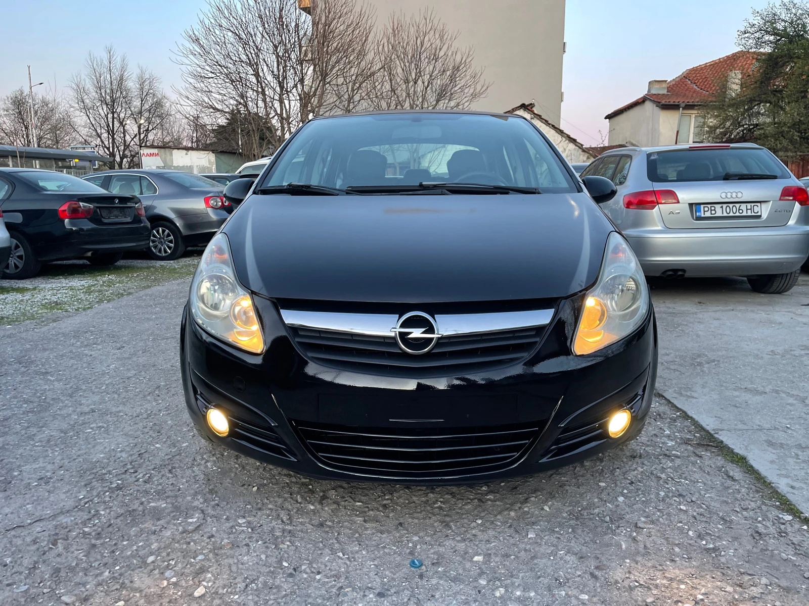 Opel Corsa 1.7CDTI 101HP 6 SKOROSTI COSMO KOJA PANORAMA 2010G - изображение 3