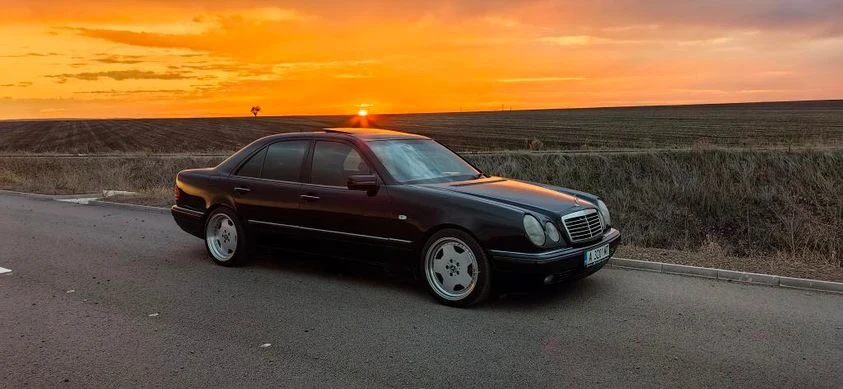 Mercedes-Benz E 430 V8 - изображение 10