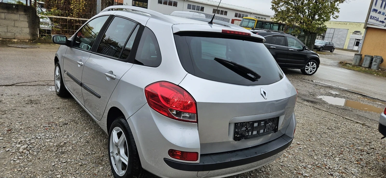 Renault Clio 1.2i* Климатик* 130000км - изображение 7