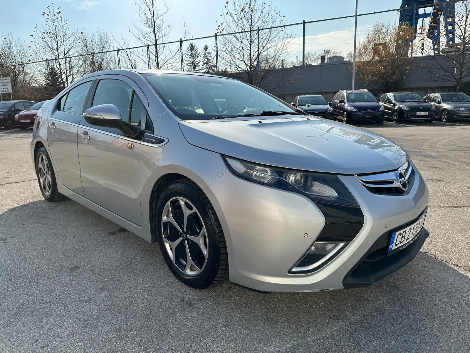 Opel Ampera  - изображение 7