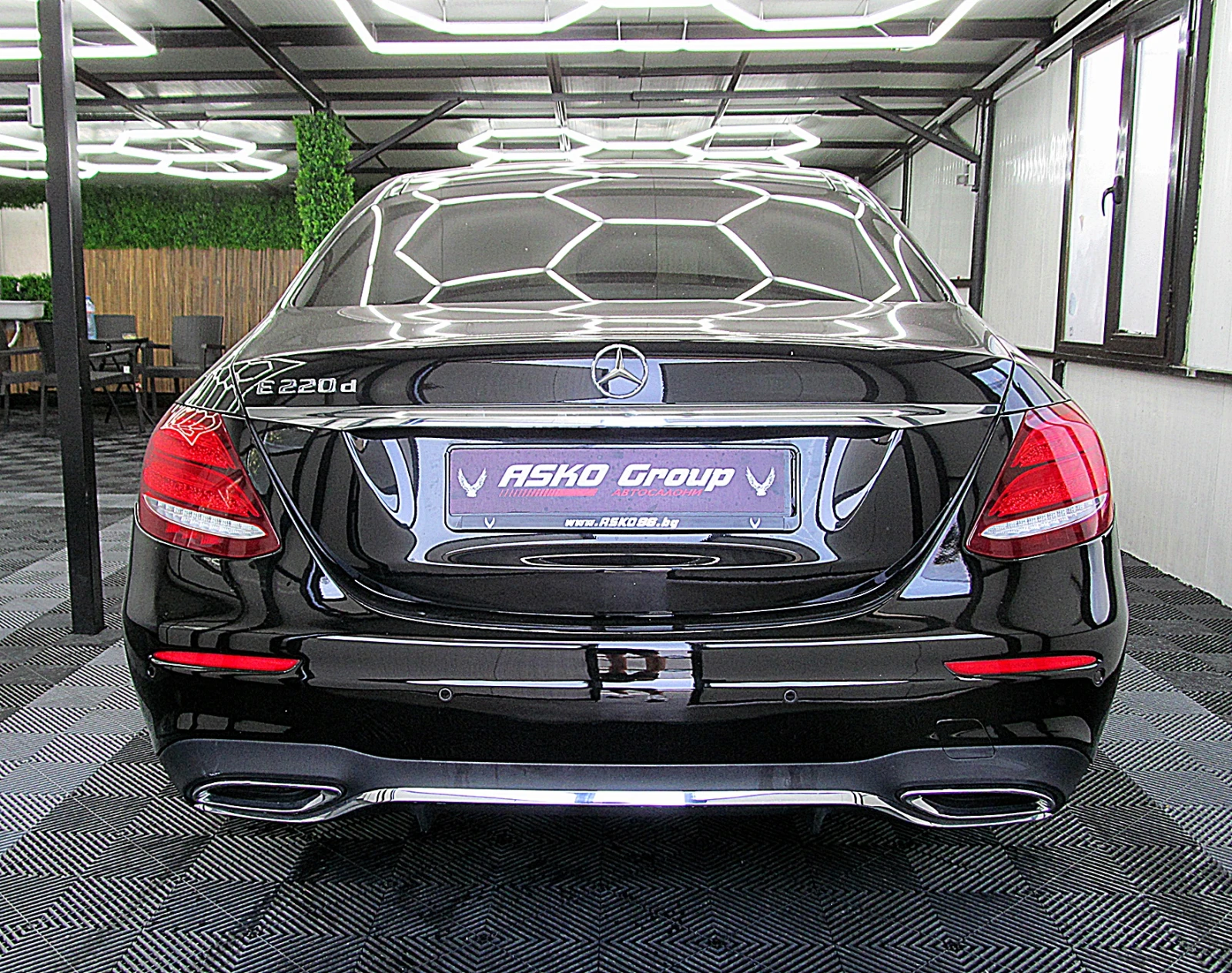 Mercedes-Benz E 220 DIGITAL/AMG-OPTICA/9gt/PANORAMA/ СОБСТВЕН ЛИЗИНГ - изображение 5