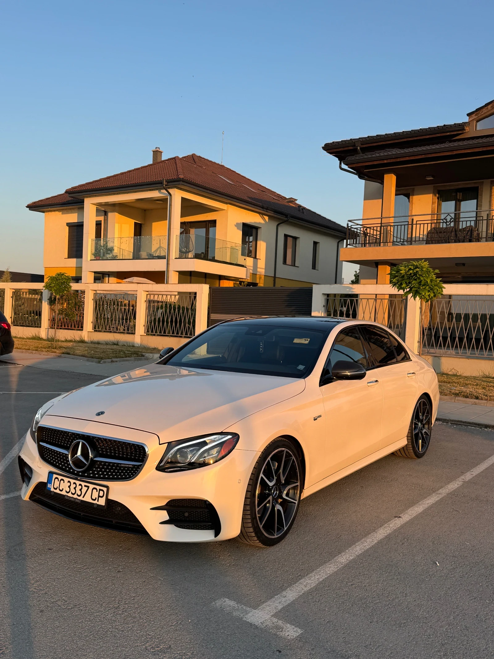 Mercedes-Benz E 43 AMG  - изображение 6