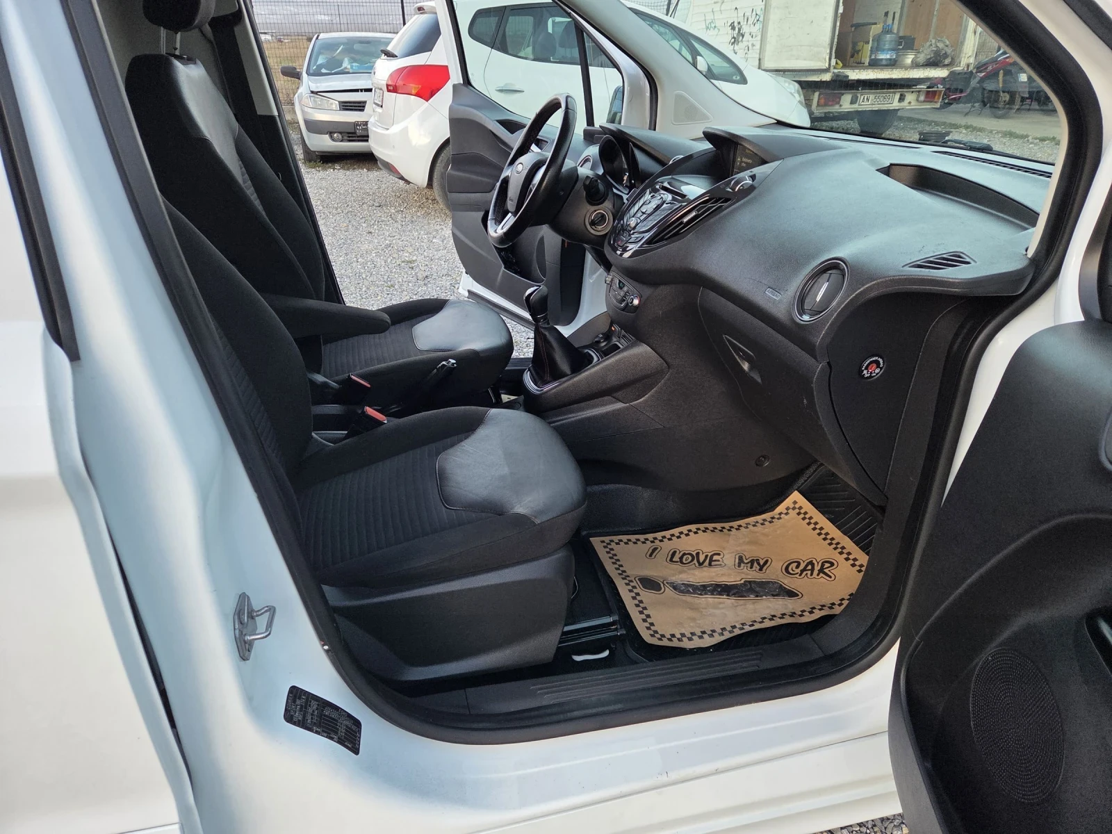 Ford Tourneo Connect 1.5 tdci titanium sport euro 6 - изображение 8