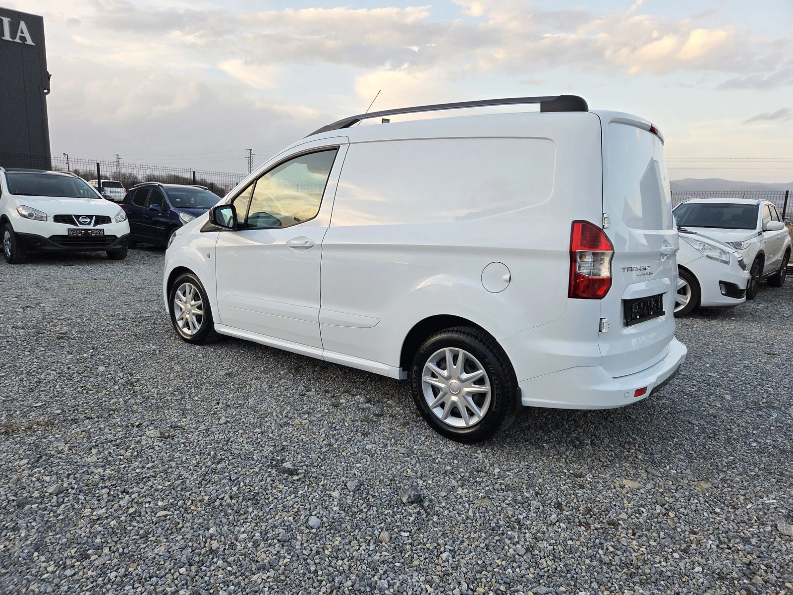 Ford Tourneo Connect 1.5 tdci titanium sport euro 6 - изображение 4