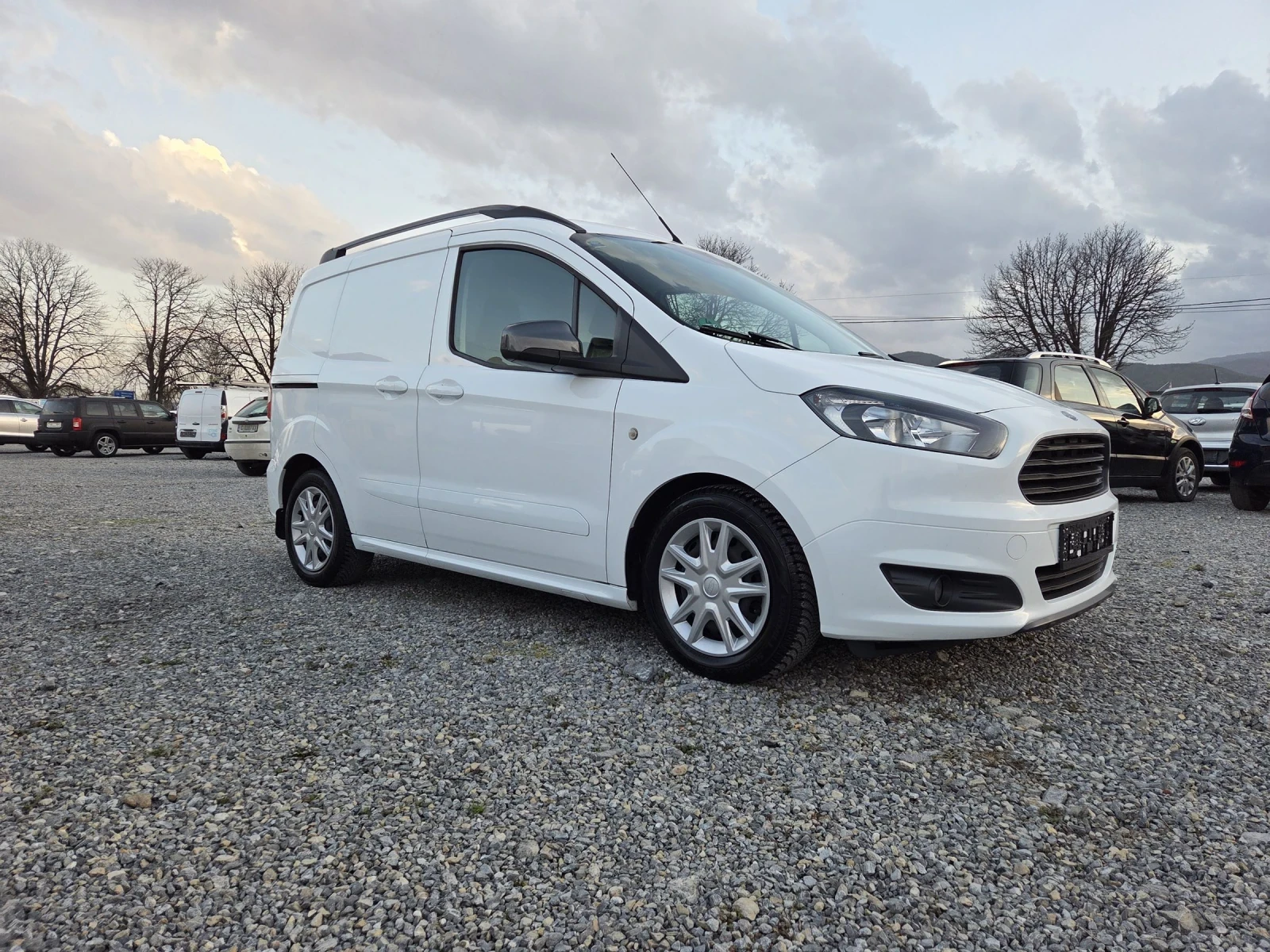 Ford Tourneo Connect 1.5 tdci titanium sport euro 6 - изображение 2