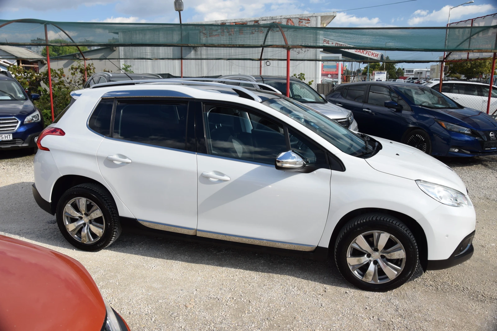 Peugeot 2008 1.6BLUE HDI ALLURE - изображение 8