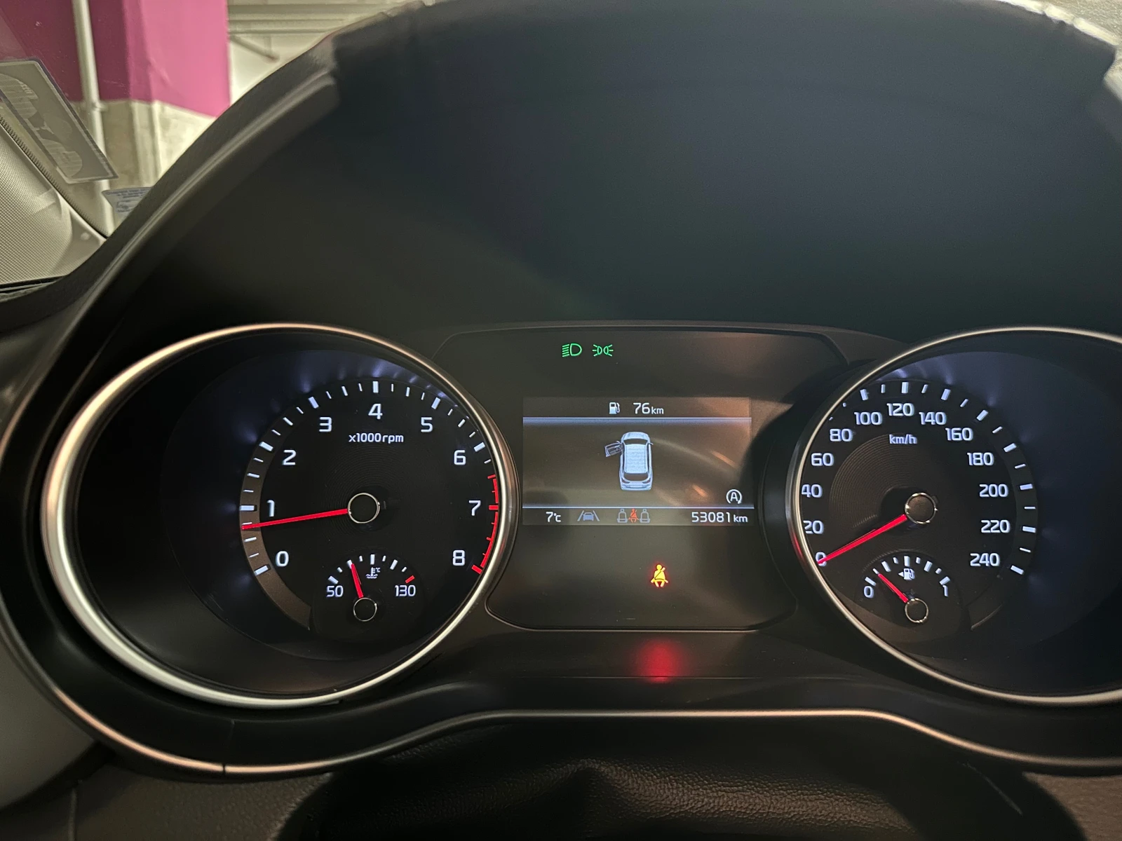 Kia Ceed SW 1.5T Comfort, снимка 14 - Автомобили и джипове - 53474402