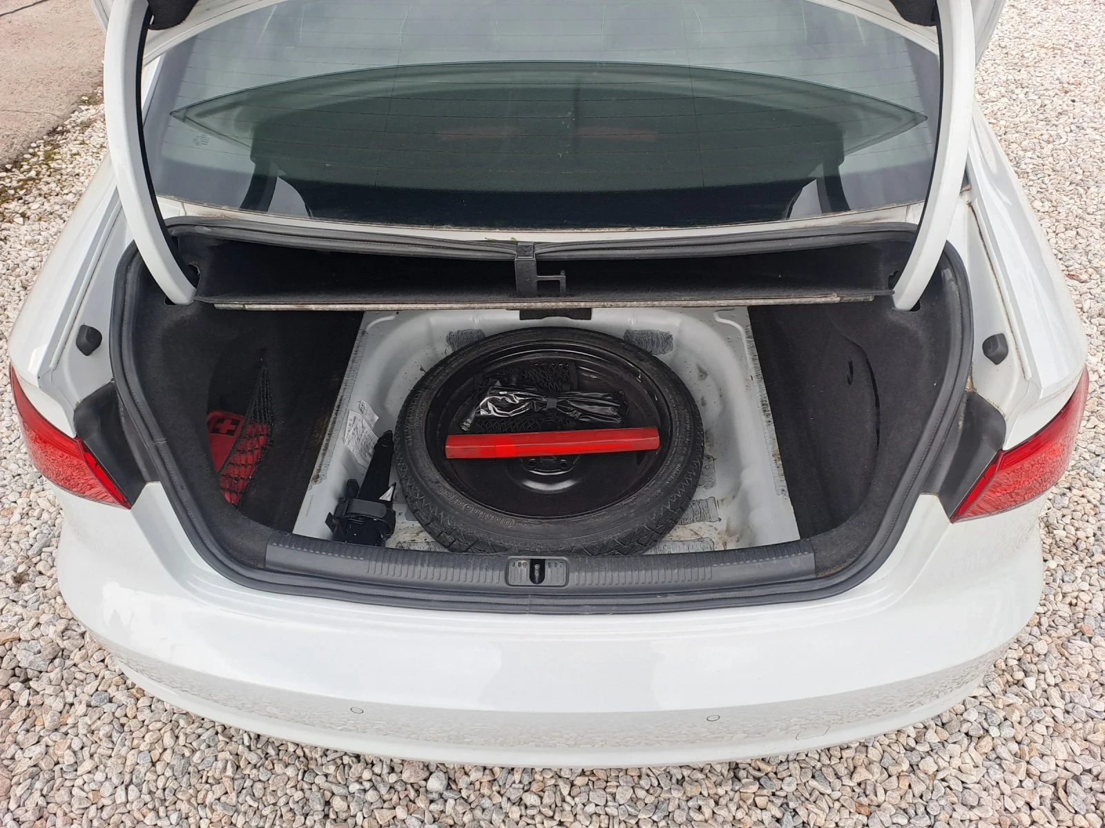 Audi A3 2, 0TDI, S-LINE, NAVI, EVRO 6B, AVTOMATIK - изображение 10