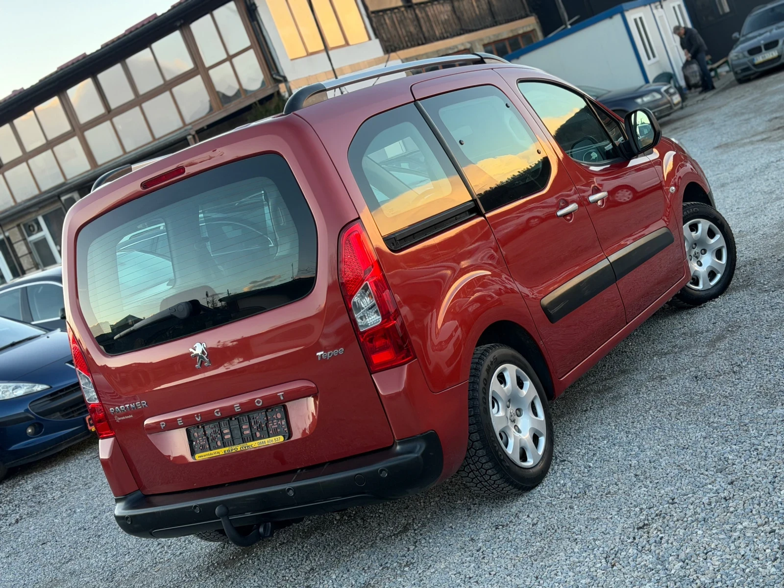 Peugeot Partner 1.6HDI 90кс 4-ВРАТИ КЛИМАТИК  - изображение 6