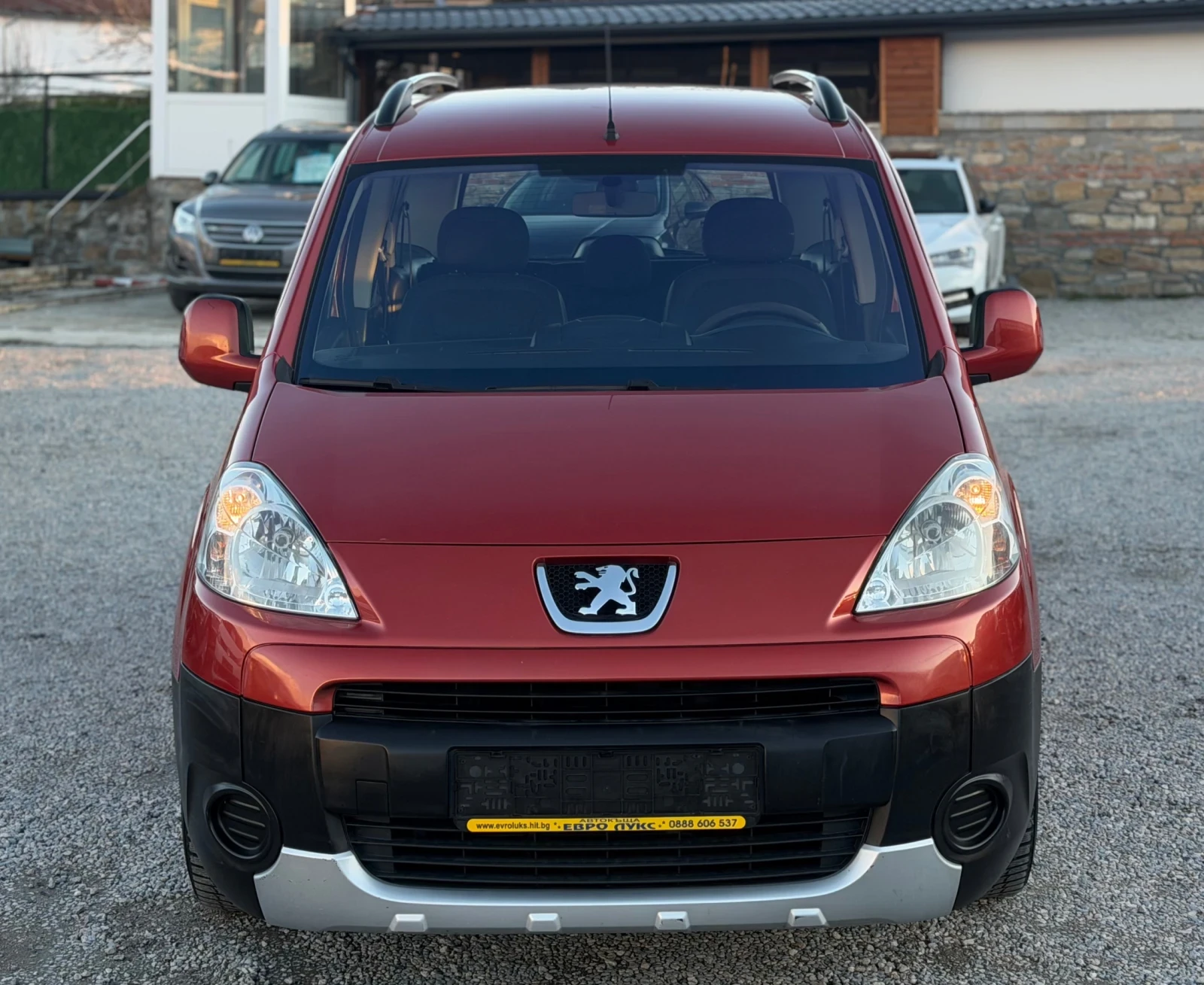 Peugeot Partner 1.6HDI 90кс 4-ВРАТИ КЛИМАТИК  - изображение 2