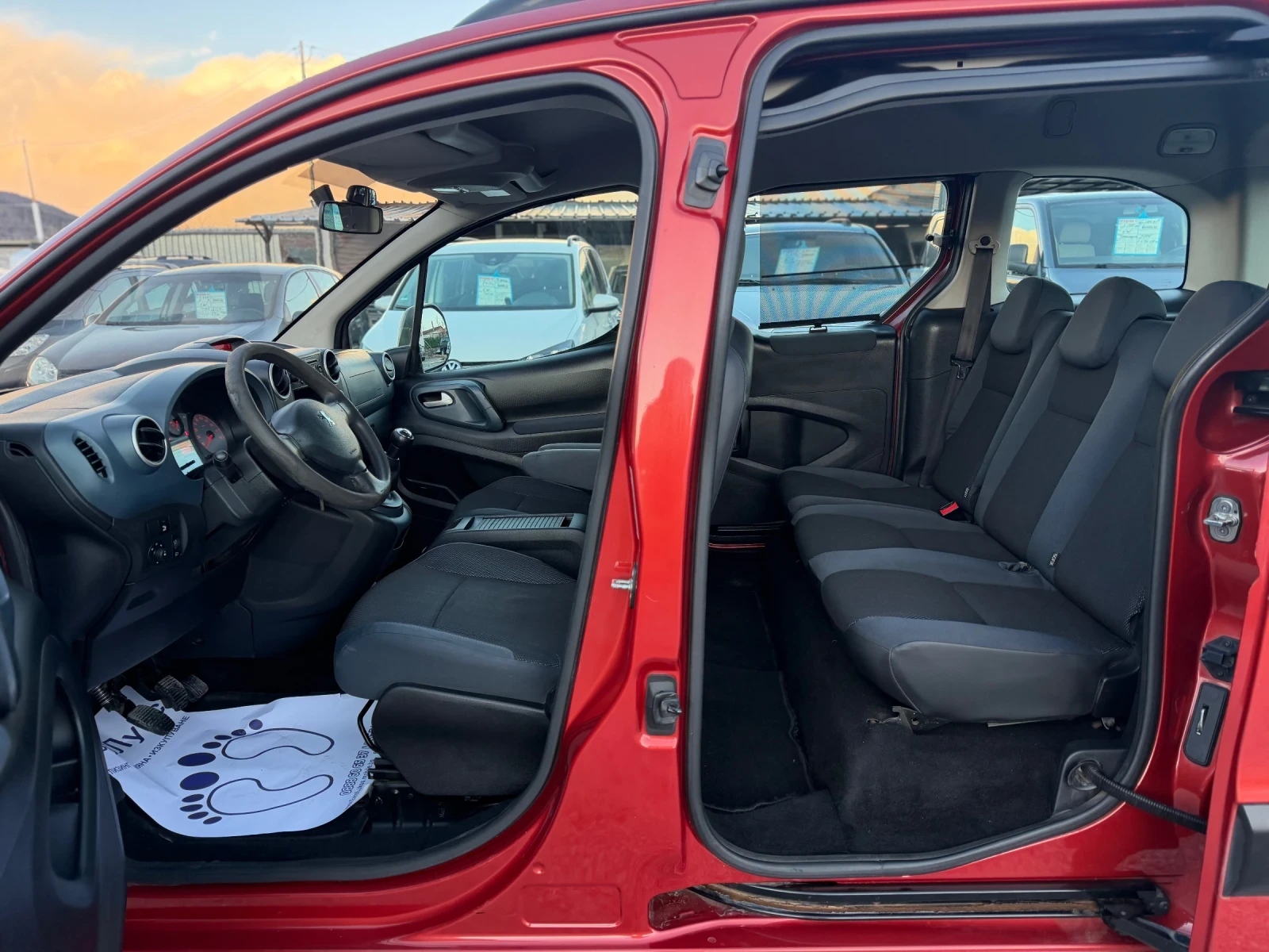 Peugeot Partner 1.6HDI 90�� 4-����� ��������  | Mobile.bg � ����������� 12