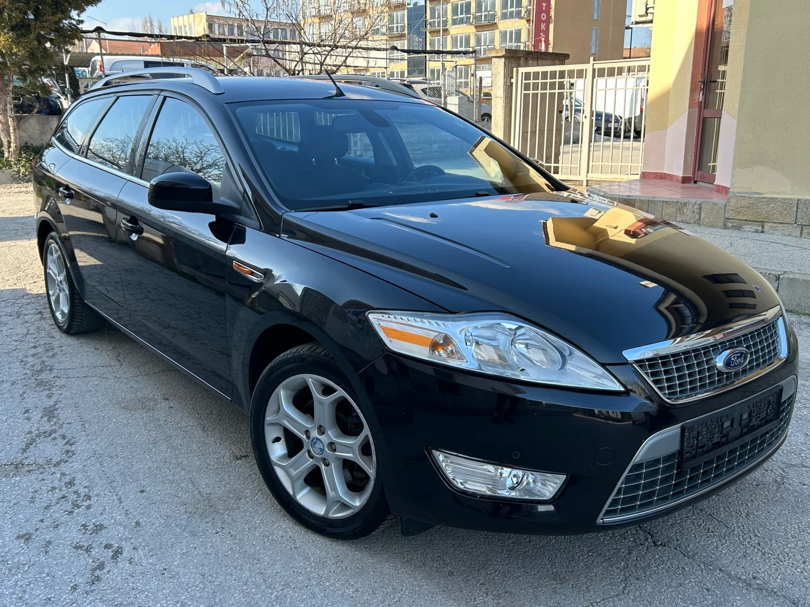 Ford Mondeo 2.0i 145k.c. TITANIUM , снимка 3 - Автомобили и джипове - 53989504