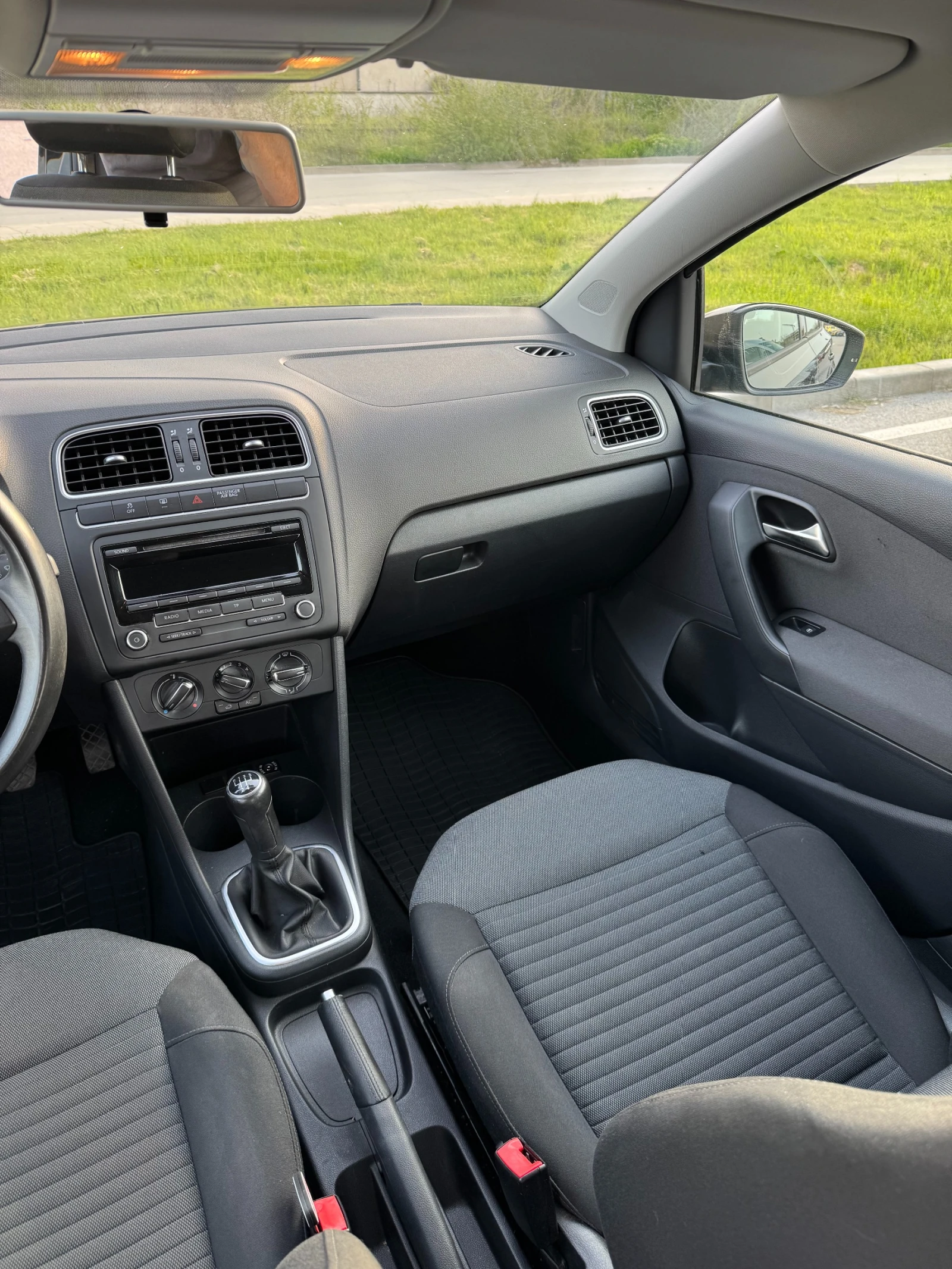 VW Polo 1.2 TDI 75кс, снимка 8 - Автомобили и джипове - 54184155