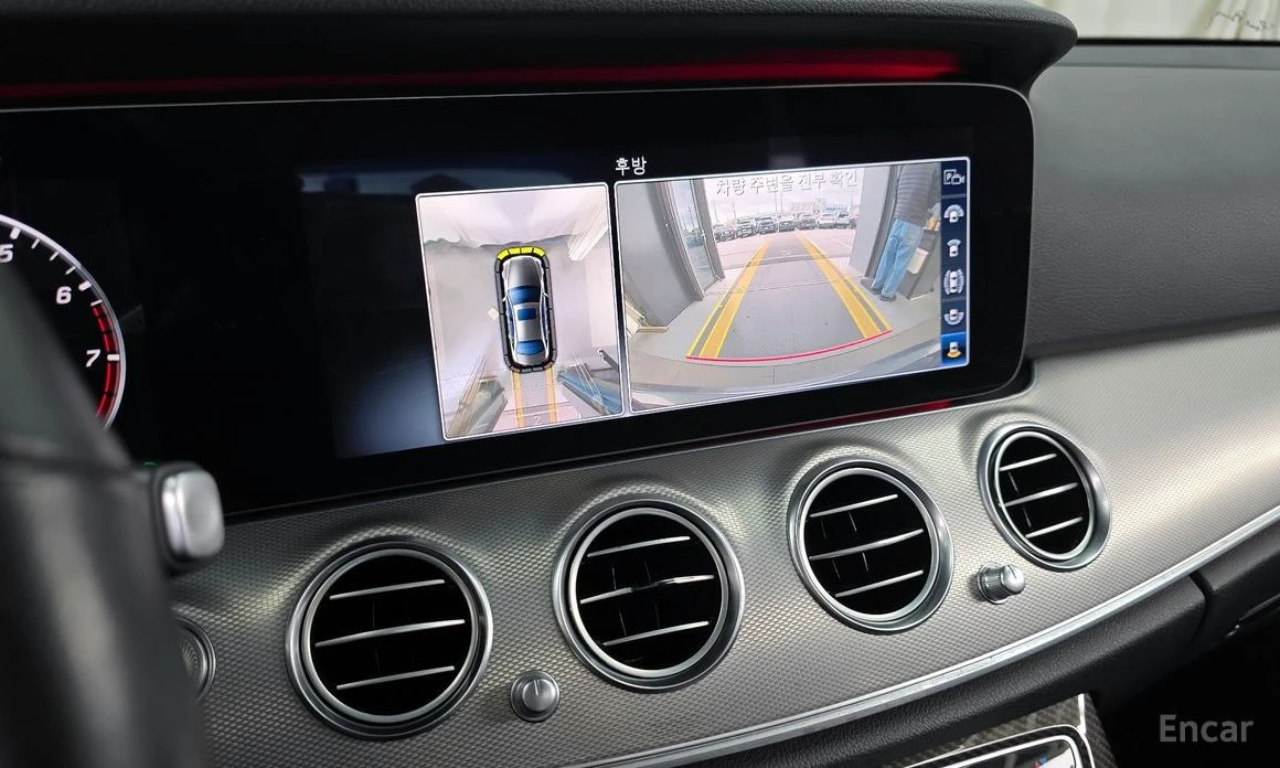 Mercedes-Benz E 300 AMG* BURMESTER* 360 CAM* ОБДУХВАНЕ* HEAD-UP* KEYLE, снимка 14 - Автомобили и джипове - 54214946