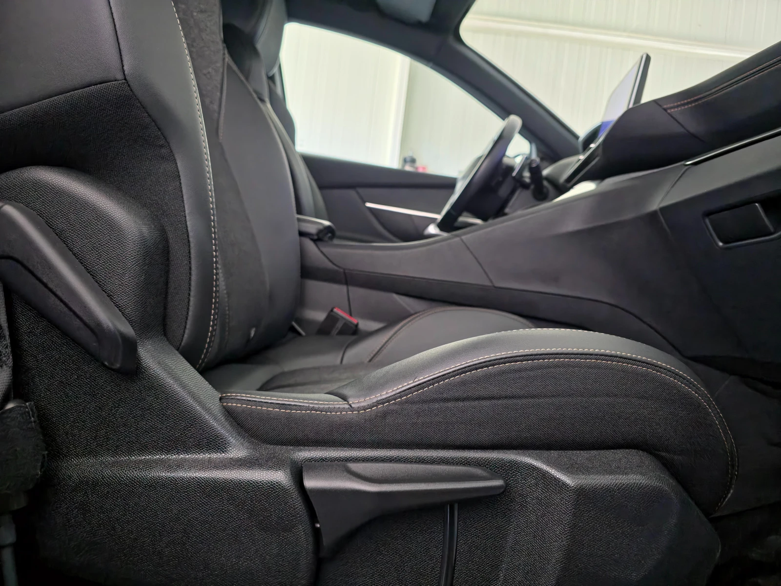 Peugeot 3008 2.0GT LINE BLUEHDI EAT8 181 | Mobile.bg � ����������� 10