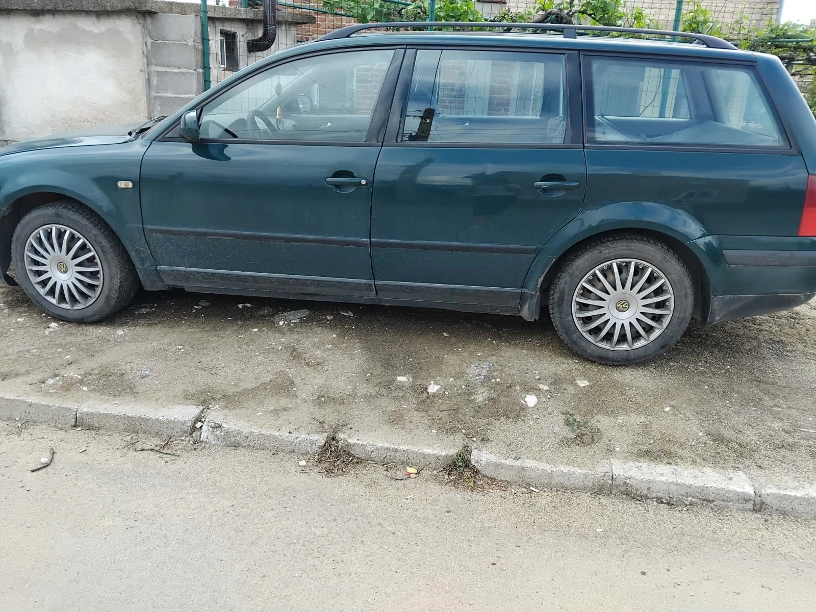 VW Passat B5, снимка 7 - Автомобили и джипове - 54485335