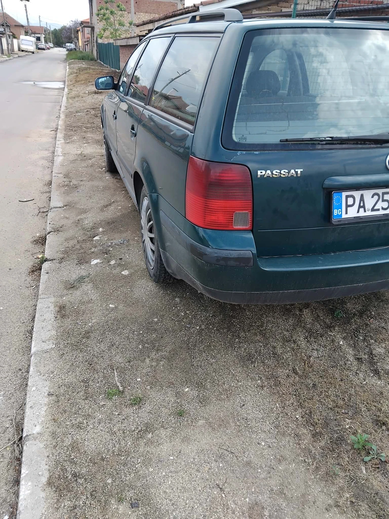 VW Passat B5, снимка 3 - Автомобили и джипове - 54485335