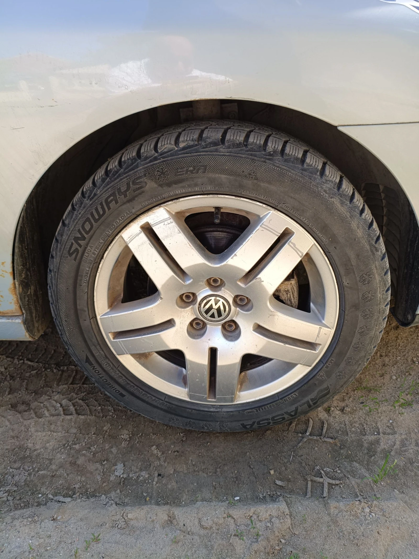 Seat Cordoba, снимка 13 - Автомобили и джипове - 54665716