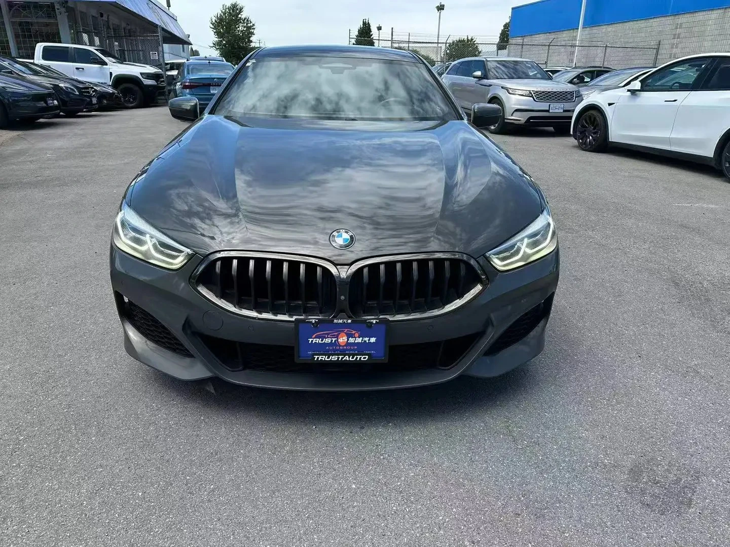 BMW 850 M* BOWER&WILKINS* 360* ОБДУХ* DISTRONIC* , снимка 12 - Автомобили и джипове - 55315576