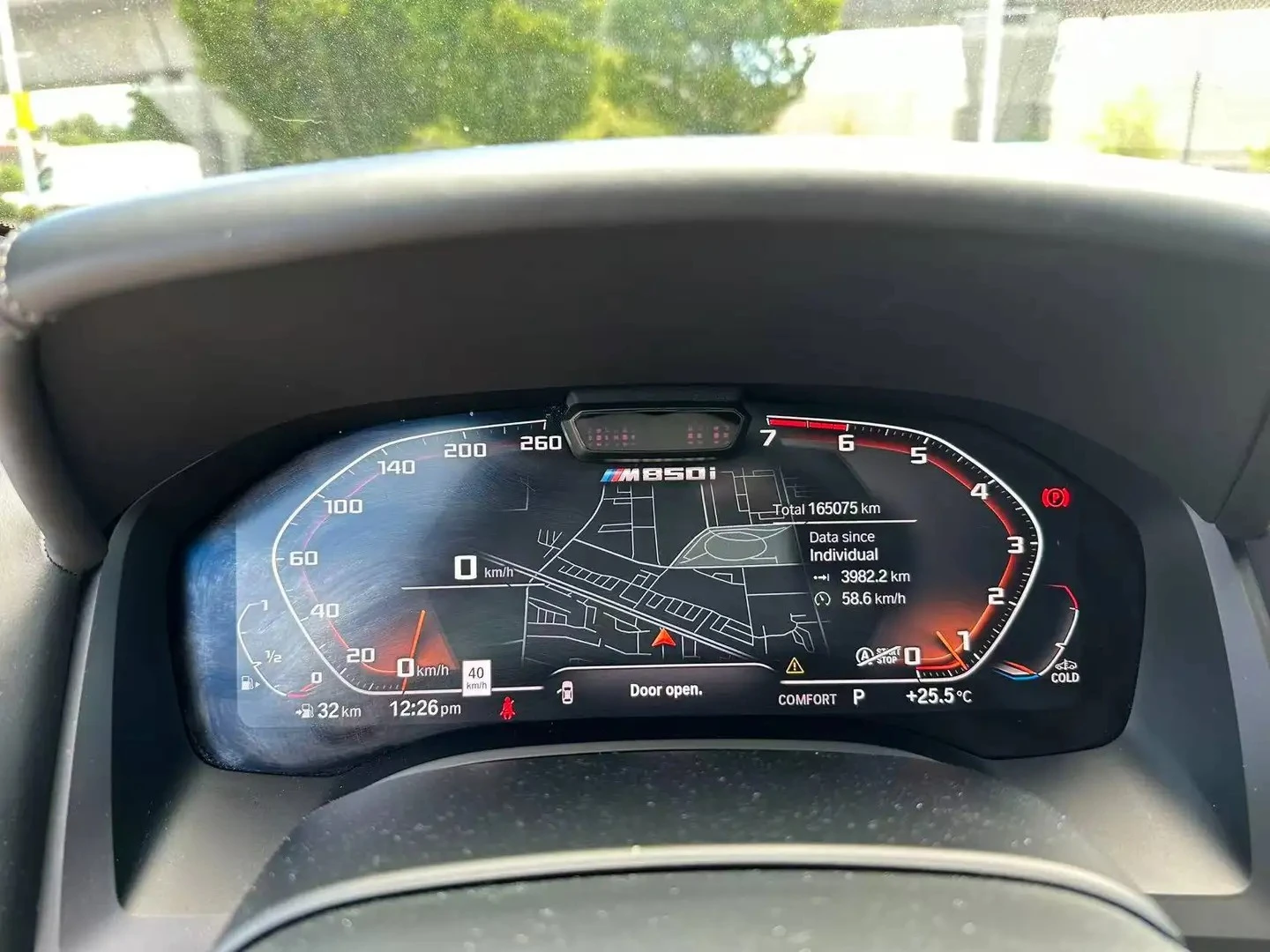 BMW 850 M* BOWER&WILKINS* 360* ОБДУХ* DISTRONIC* , снимка 16 - Автомобили и джипове - 55315576