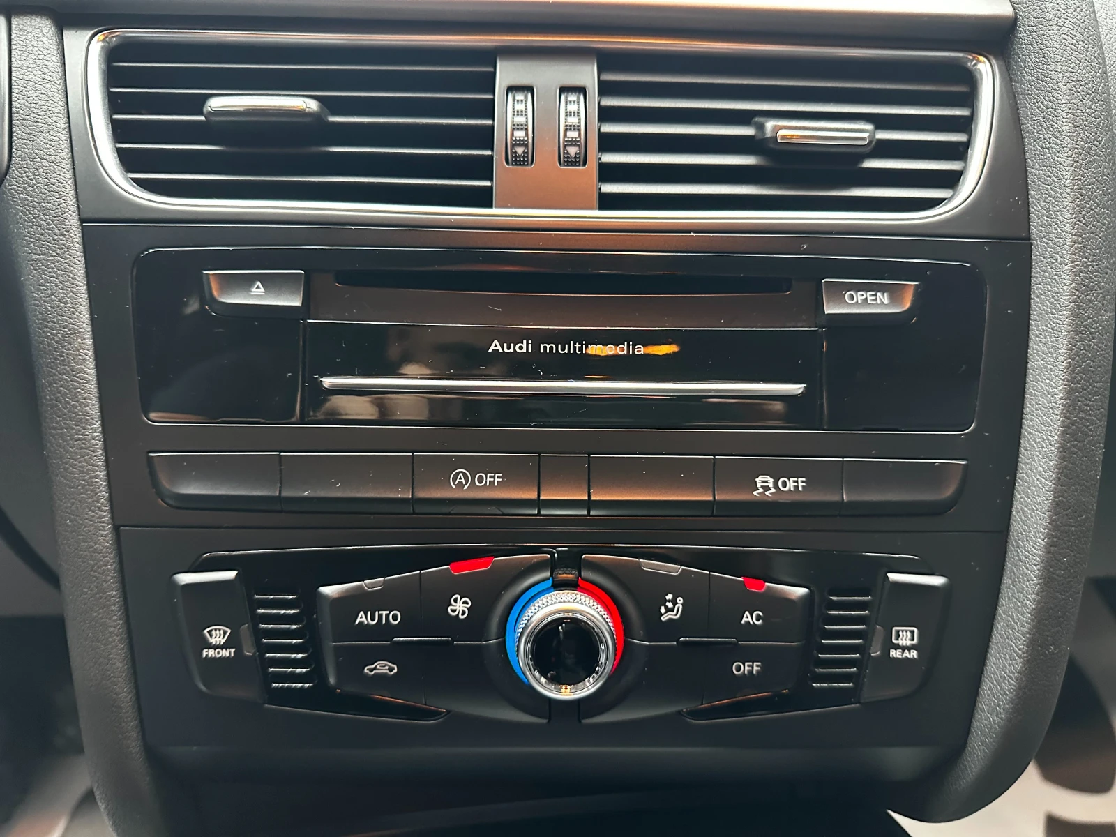 Audi A4 2.0d 150 к.с./ГАРАНЦИЯ, снимка 12 - Автомобили и джипове - 55445930