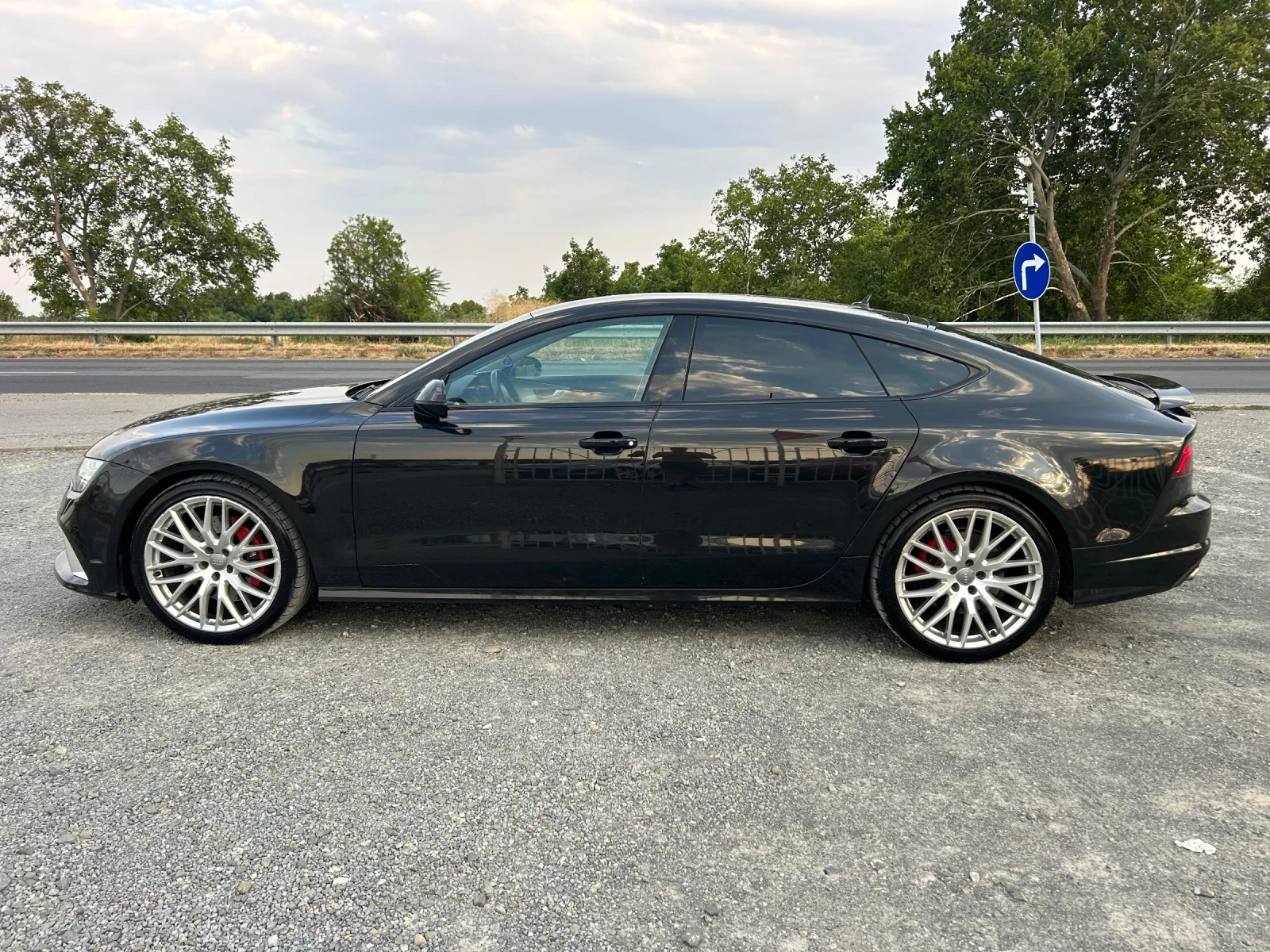Audi A7 3.0 - 326 / ACTIVE SOUND / DISTRONIK, снимка 8 - Автомобили и джипове - 55651889