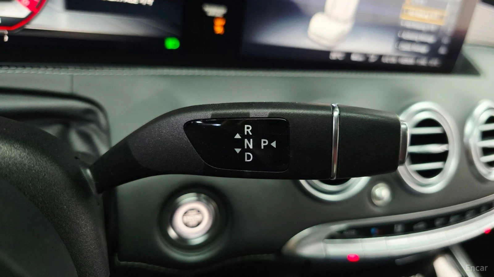 Mercedes-Benz S 63 AMG 4MATIC+ * HUD* МАСАЖИ* 360* АВТОКРЕДИТ, снимка 8 - Автомобили и джипове - 55655733
