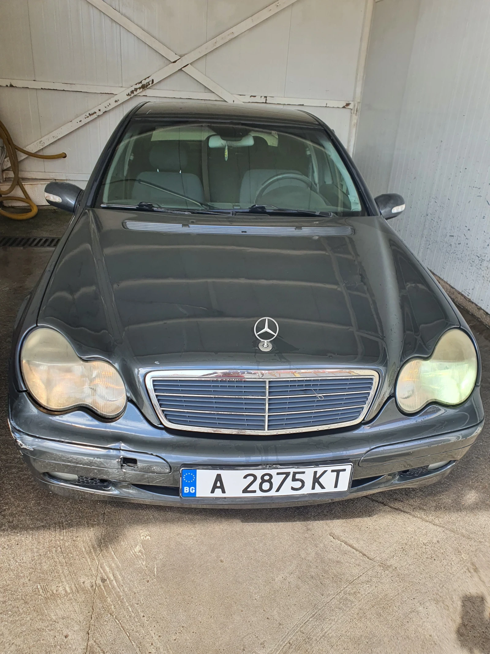 Mercedes-Benz C 200 Няма