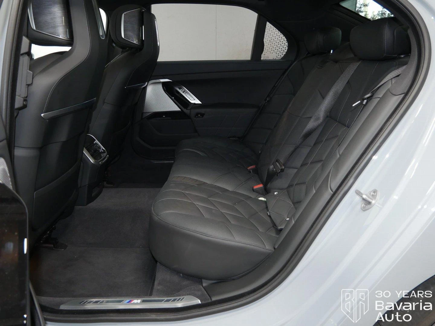 BMW 740 d xDrive Sportautomatic, снимка 8 - Автомобили и джипове - 56505821