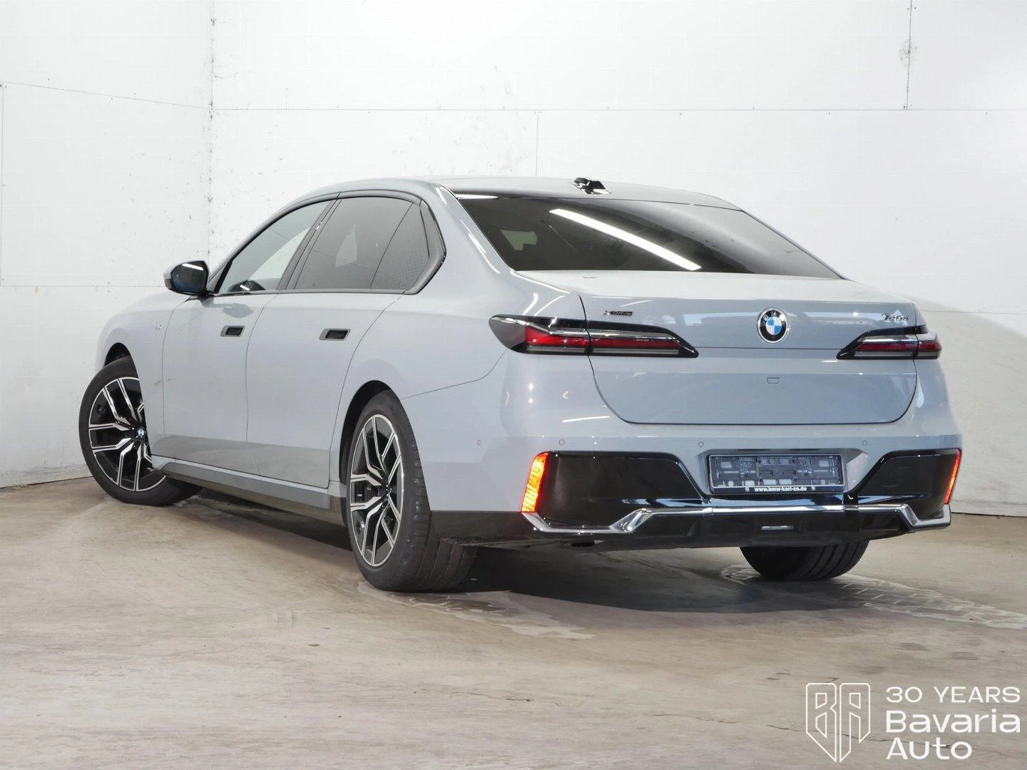 BMW 740 d xDrive Sportautomatic, снимка 2 - Автомобили и джипове - 56505821