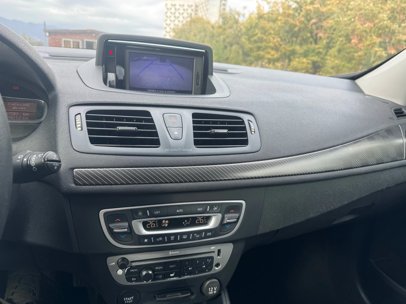 Renault Megane 1.5dci-110, снимка 9 - Автомобили и джипове - 56675883