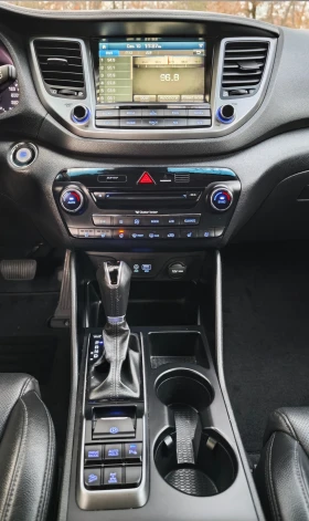 Hyundai Tucson 2.0 CRDI 4x4 - ПРОМОЦИЯ !, снимка 15