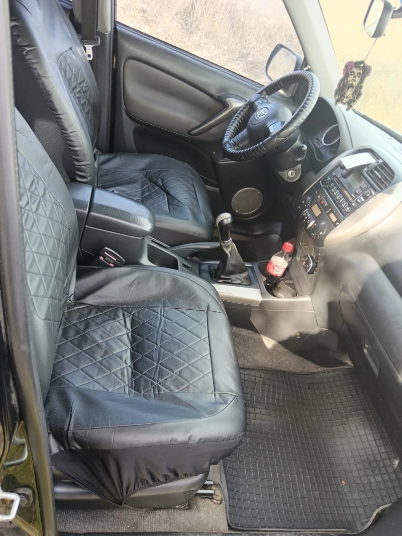 Toyota Rav4, снимка 5 - Автомобили и джипове - 49179032