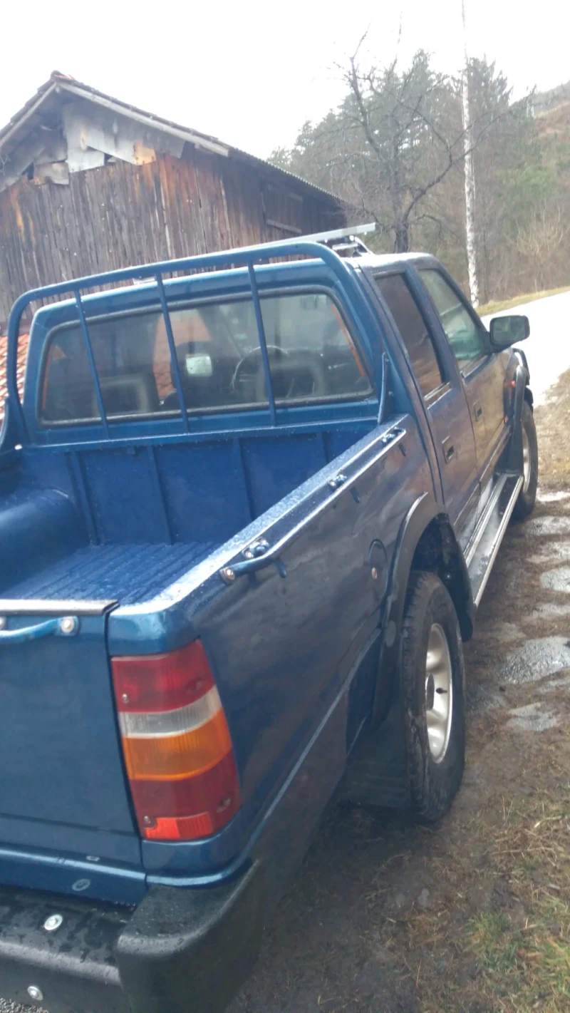 Opel Campo 2.3, снимка 8 - Автомобили и джипове - 51672185