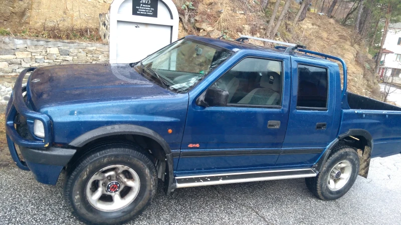 Opel Campo 2.3, снимка 17 - Автомобили и джипове - 51672185