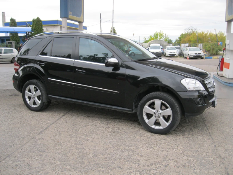Mercedes-Benz ML, снимка 8 - Автомобили и джипове - 51911206