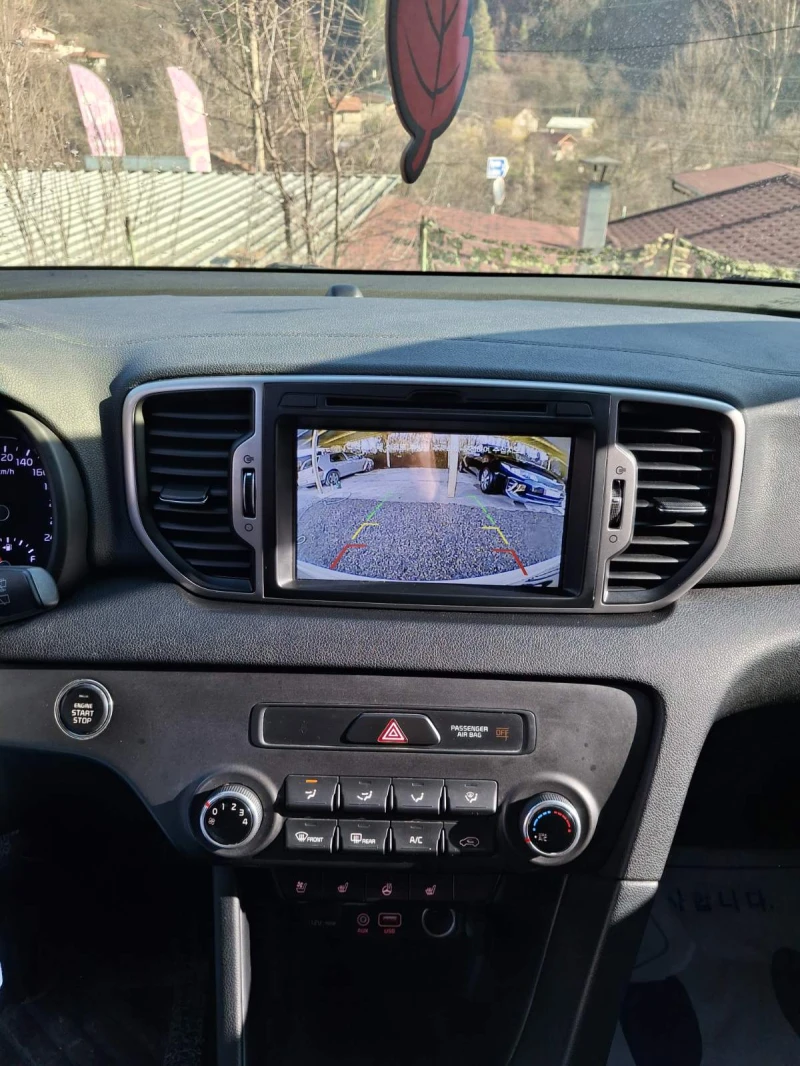 Kia Sportage, снимка 6 - Автомобили и джипове - 52774172