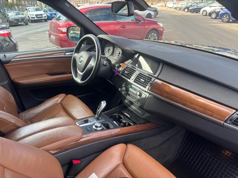 BMW X5 Sport Pack * Panorama, снимка 10 - Автомобили и джипове - 52501439