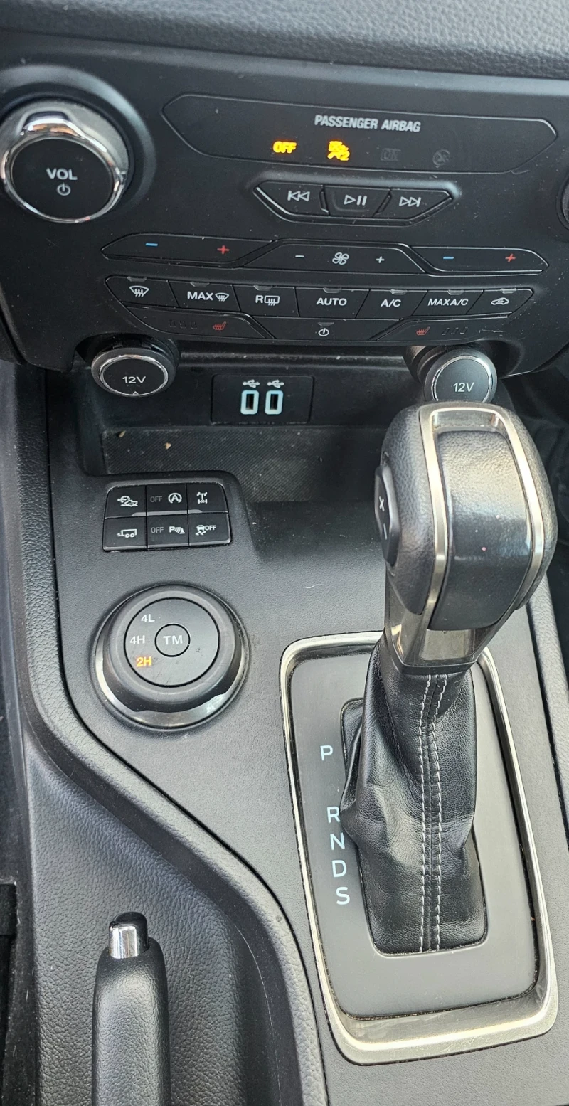 Ford Ranger LARIAT, снимка 14 - Автомобили и джипове - 52593540