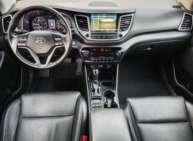 Hyundai Tucson 2.0 CRDI 4x4 - КОЛЕДНА ПРОМОЦИЯ !, снимка 14 - Автомобили и джипове - 52727172