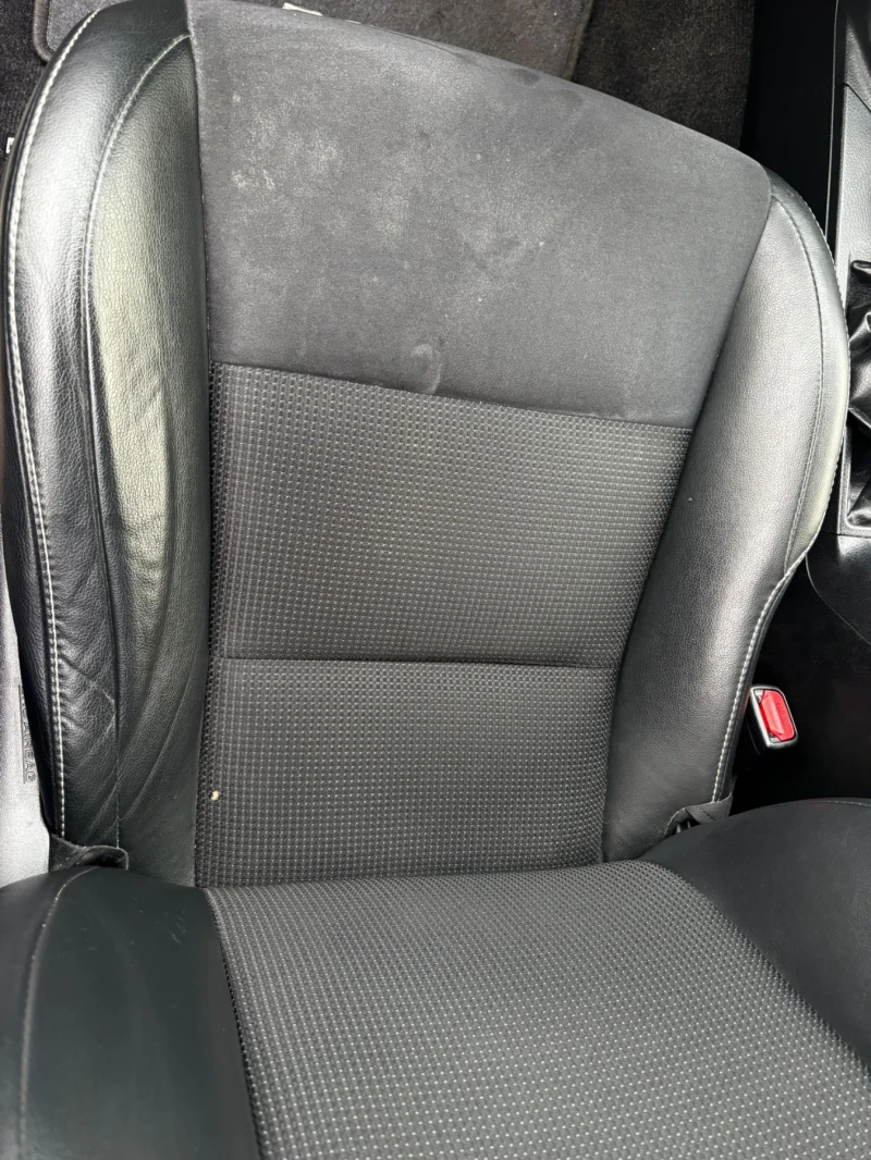 Toyota Rav4 2.0 D4D 143 KC EURO 6B EXECUTIVE ВСИЧКИ ЕКСТРИ, снимка 8 - Автомобили и джипове - 53073413