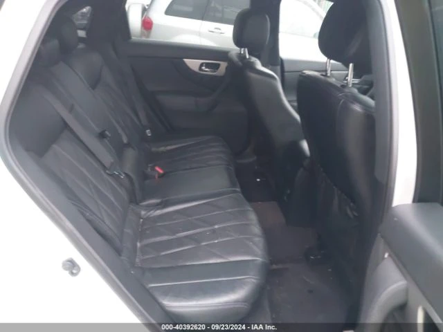 Infiniti QX70, снимка 6 - Автомобили и джипове - 47632946