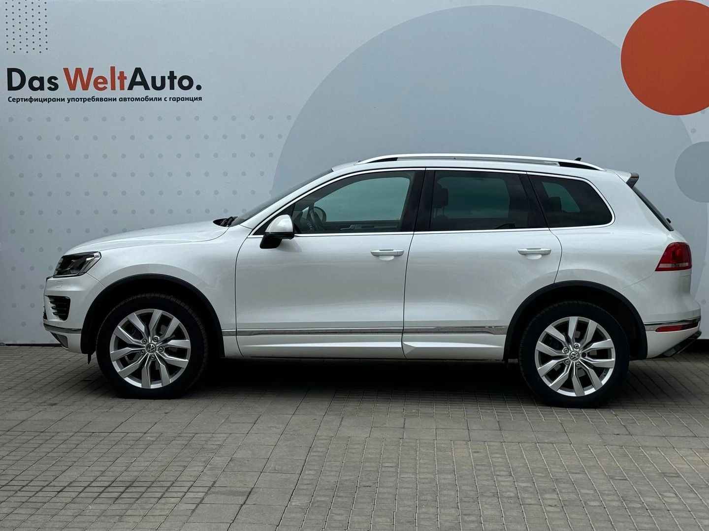 VW Touareg V6 TDI BMT 4MOTION - изображение 4