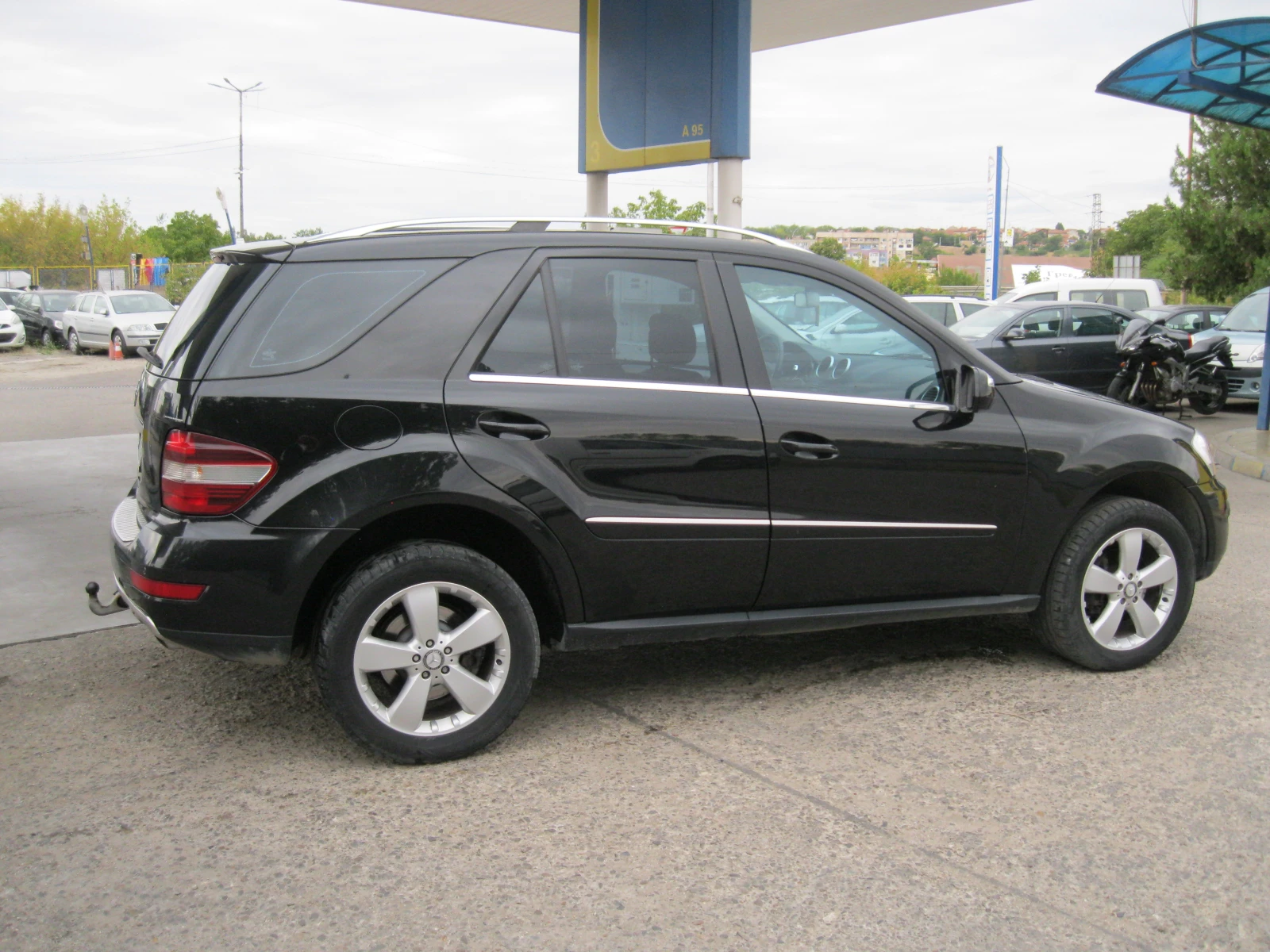 Mercedes-Benz ML  - изображение 7