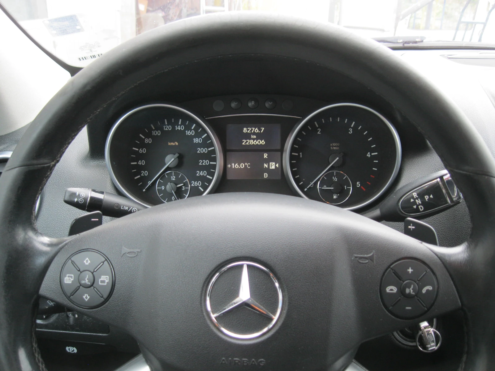 Mercedes-Benz ML  - изображение 10